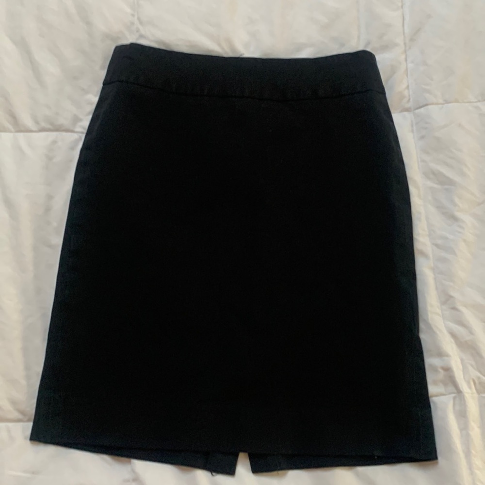 Banana Republic black pencil skirt